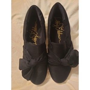 Libby Edelman Slip on Bow Sneakers Size 8